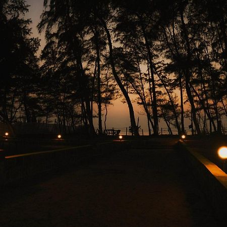 White Sand Beach Stay Resort Kumta ภายนอก รูปภาพ