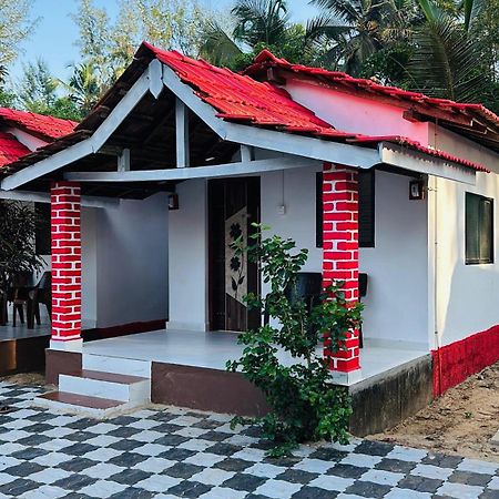 White Sand Beach Stay Resort Kumta ภายนอก รูปภาพ
